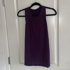 Lululemon burgundy tank